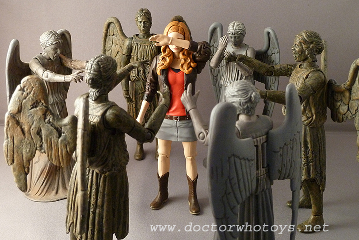 Amy Pond & Weeping Angels